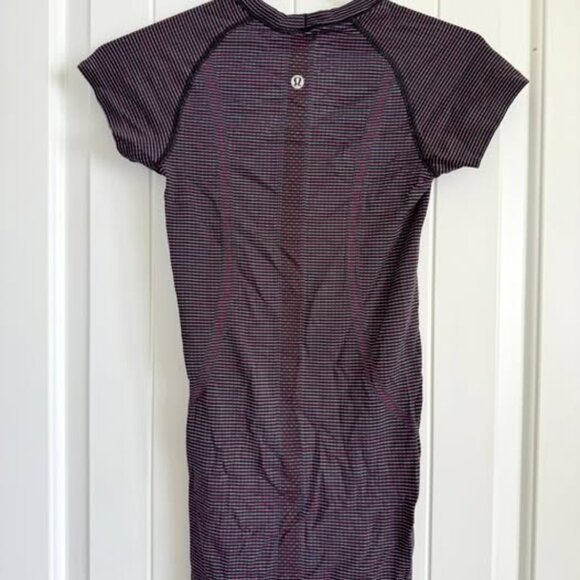 Lululemon Swiftly Tech T-Shirt We Are From Space Size 2 - Picture 3 of 6